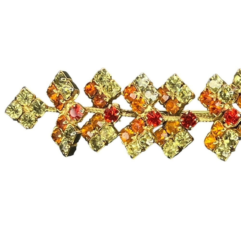 Vintage Rhinestone Flower Pin - Picture 5 of 9